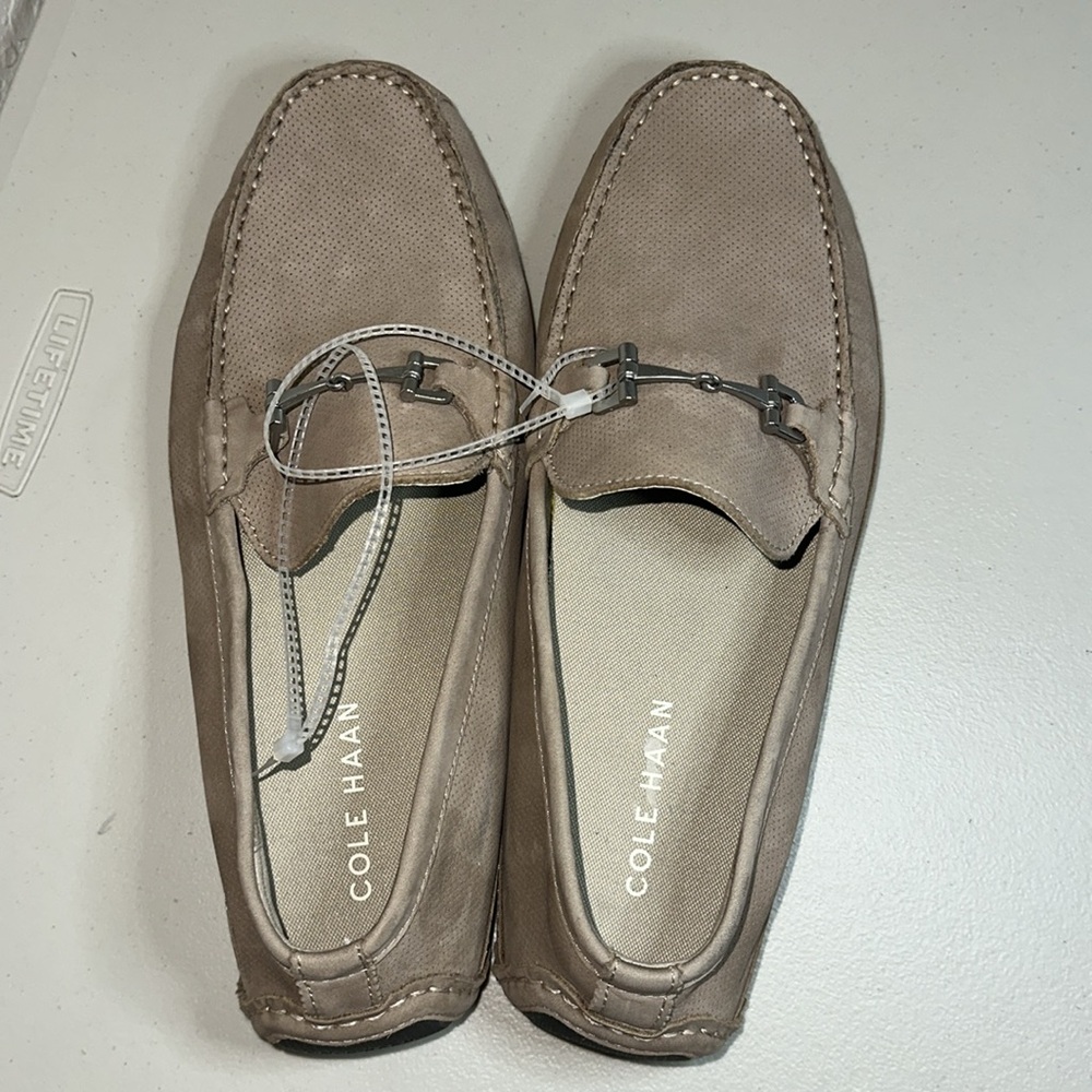 COLE HAAN MEN'S WYATT BIT DRIVER DUNE NUBUCK PERF / CH NUBUCK C37273